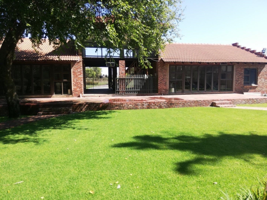 6 Bedroom Property for Sale in Orkney North West